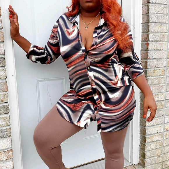 Plus Size Animal Print shirt dress - Picture 5 of 6